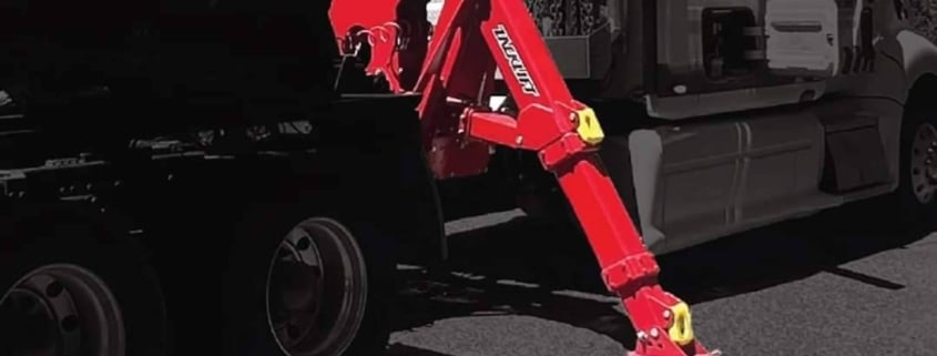 zacklift mantis sidepuller installed on semi truck wrecker